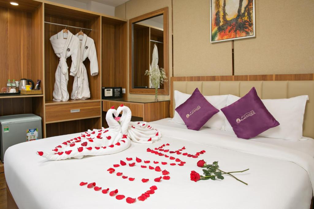 Review Lavender Riverside Hotel gần sông Hàn Đà Nẵng
