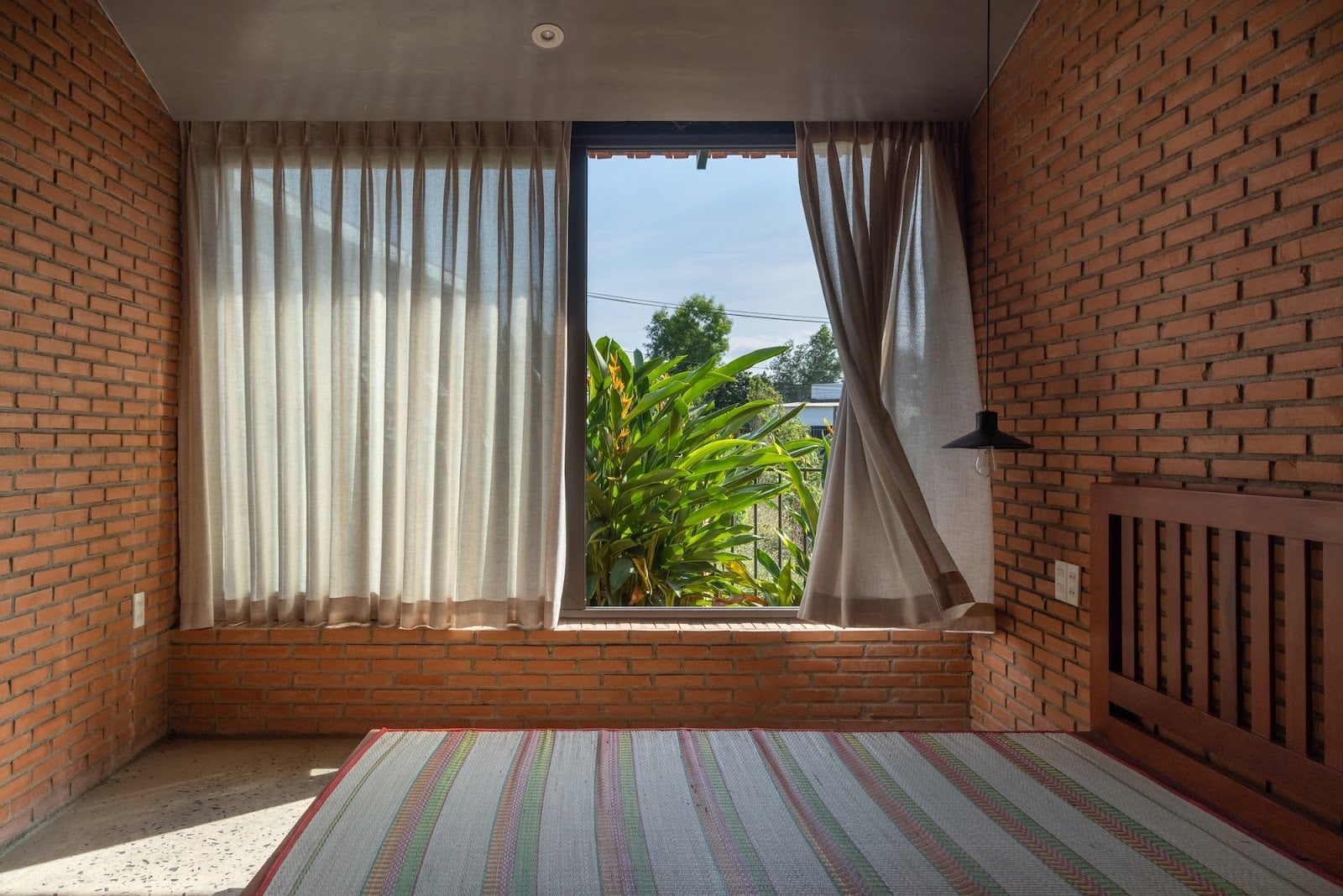 Review Ngói House Đà Nẵng chi tiết về không gian và trải nghiệm