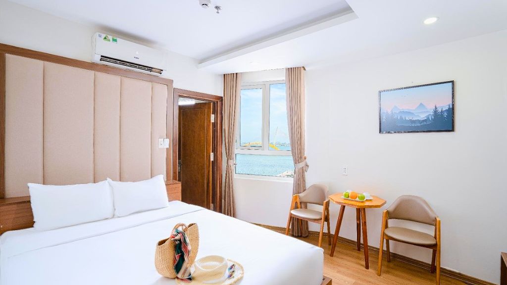 Review Pariat River Front Hotel chi tiết từ vị trí đến tiện ích