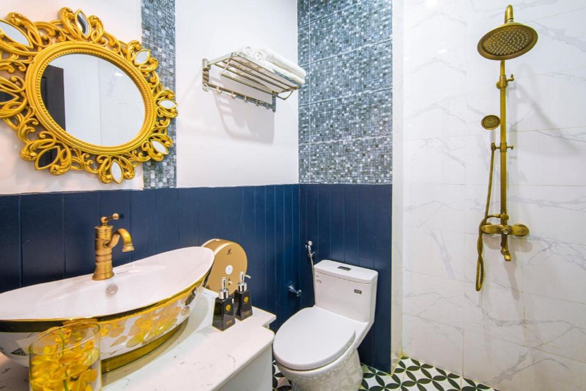 Review Sun City Hotel Da Nang chi tiết từ vị trí đến phòng nghỉ