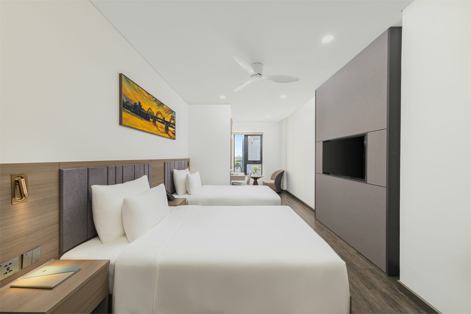 Tan Phuong Nam Hotel & Apartment gần Asia Park Đà Nẵng