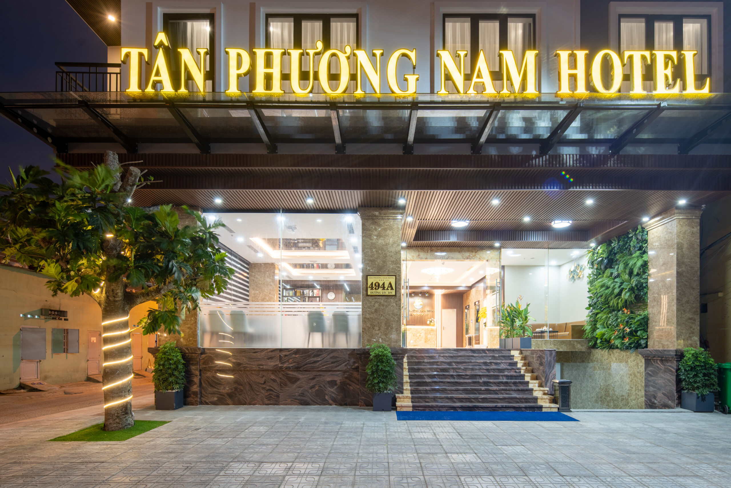 Tan Phuong Nam Hotel & Apartment gần Asia Park Đà Nẵng