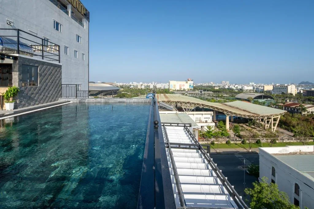 Tan Phuong Nam Hotel & Apartment gần Asia Park Đà Nẵng