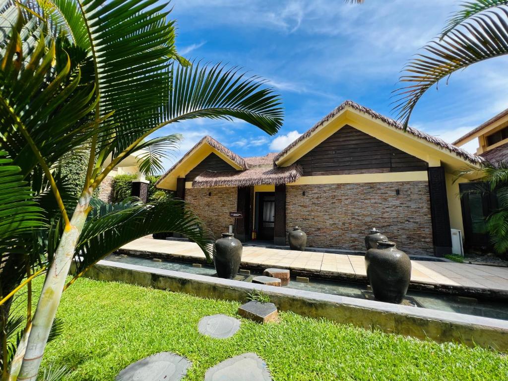 THE BLOSSOM RESORT ISLAND review khu nghỉ dưỡng xanh giữa Đà Nẵng