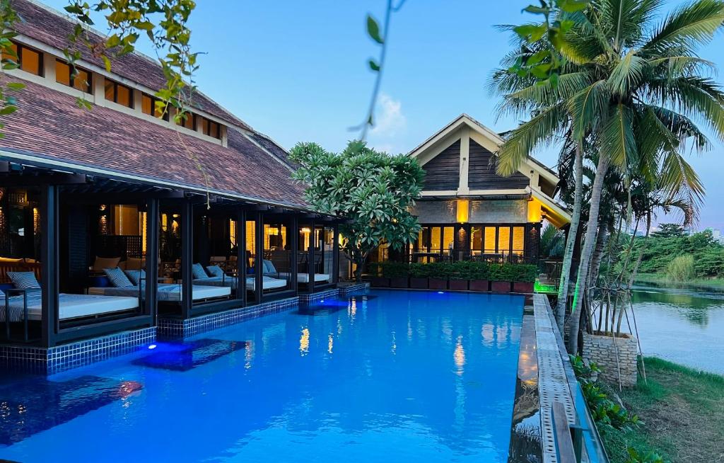 THE BLOSSOM RESORT ISLAND review khu nghỉ dưỡng xanh giữa Đà Nẵng