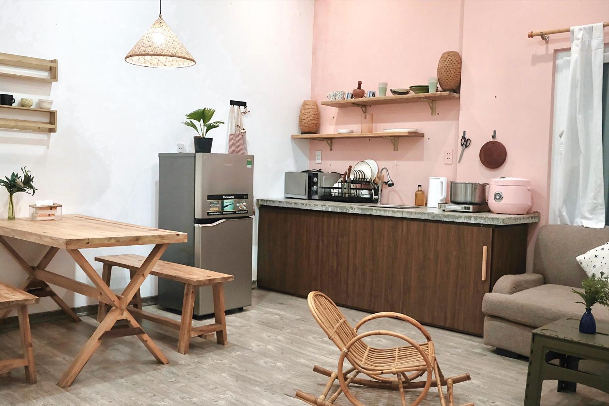 Vevy House Downtown chi tiết từ vị trí đến phòng nghỉ